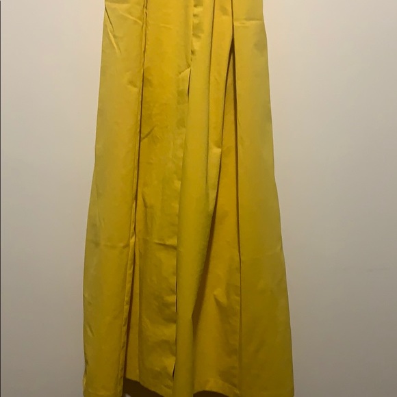 NWOT Gorgeous Long Trench Coat Yellow Vestπππ - Picture 7 of 11